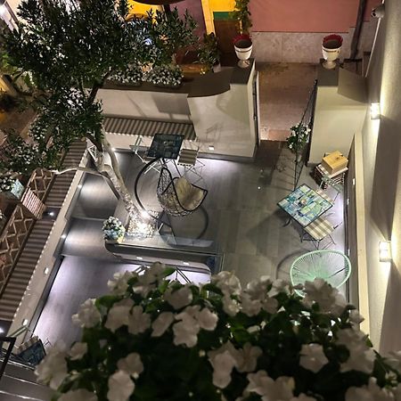 Villa D'Orville Luxury Suites Taormina Ngoại thất bức ảnh