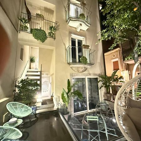 Villa D'Orville Luxury Suites Taormina Ngoại thất bức ảnh