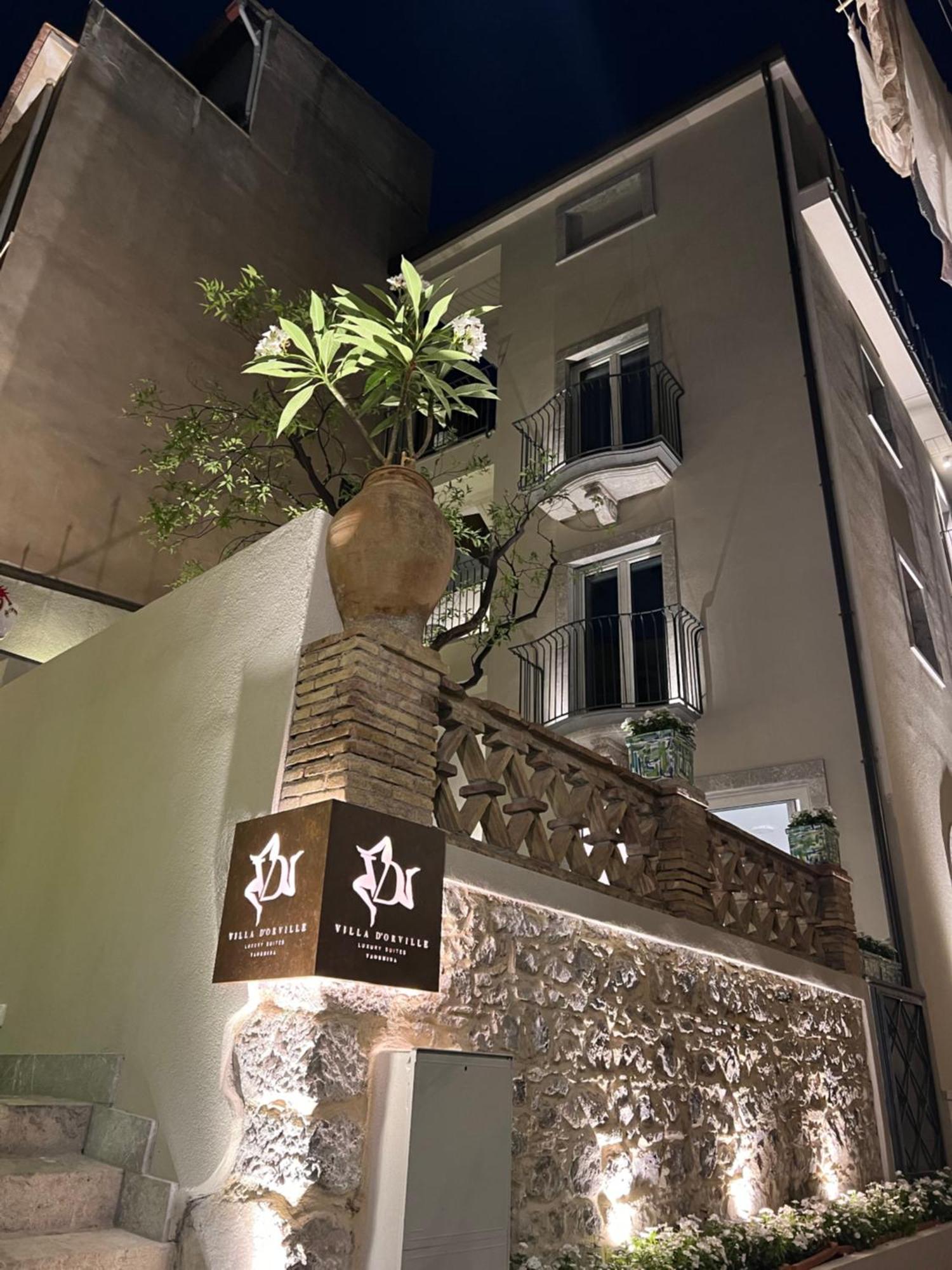 Villa D'Orville Luxury Suites Taormina Ngoại thất bức ảnh
