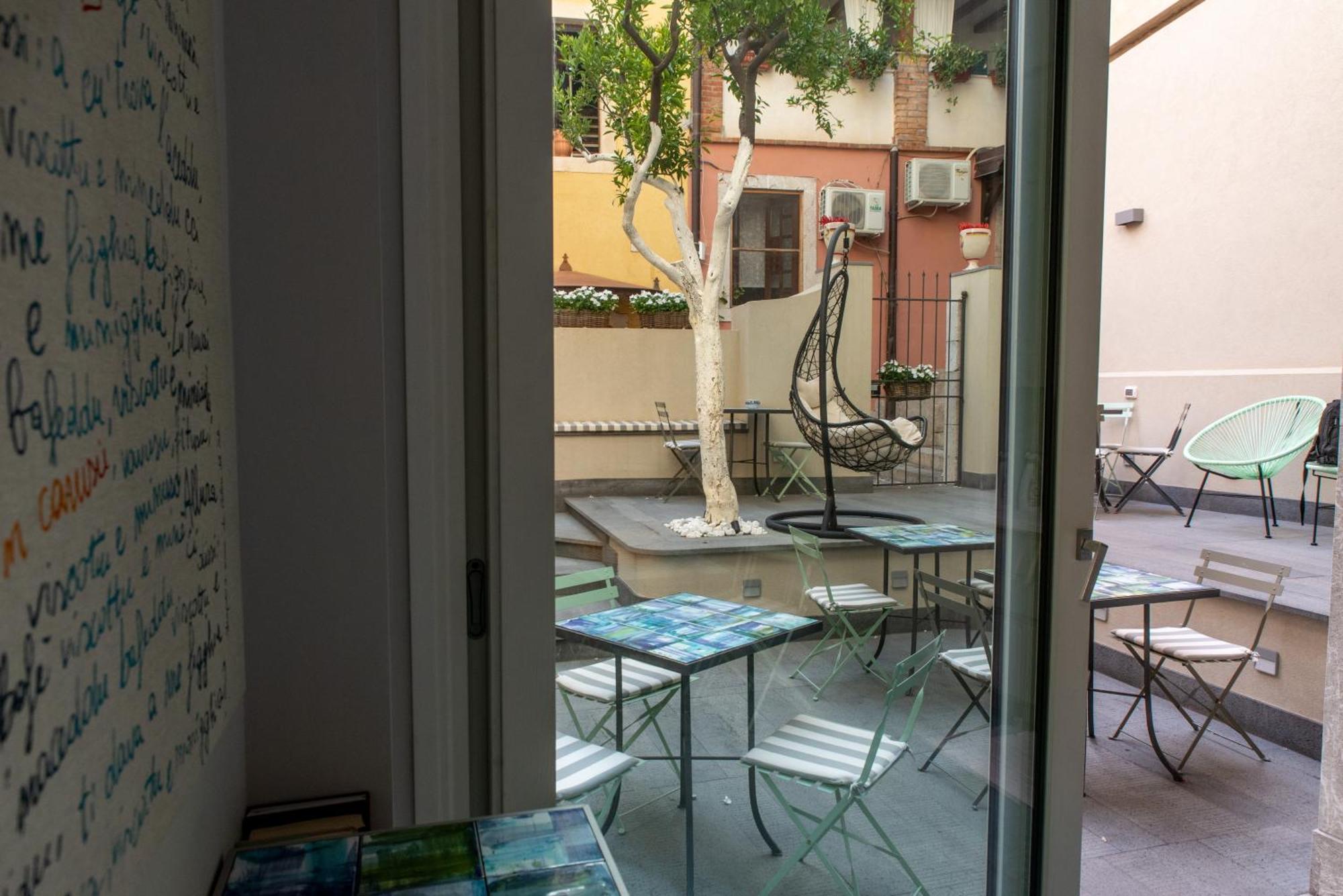 Villa D'Orville Luxury Suites Taormina Ngoại thất bức ảnh