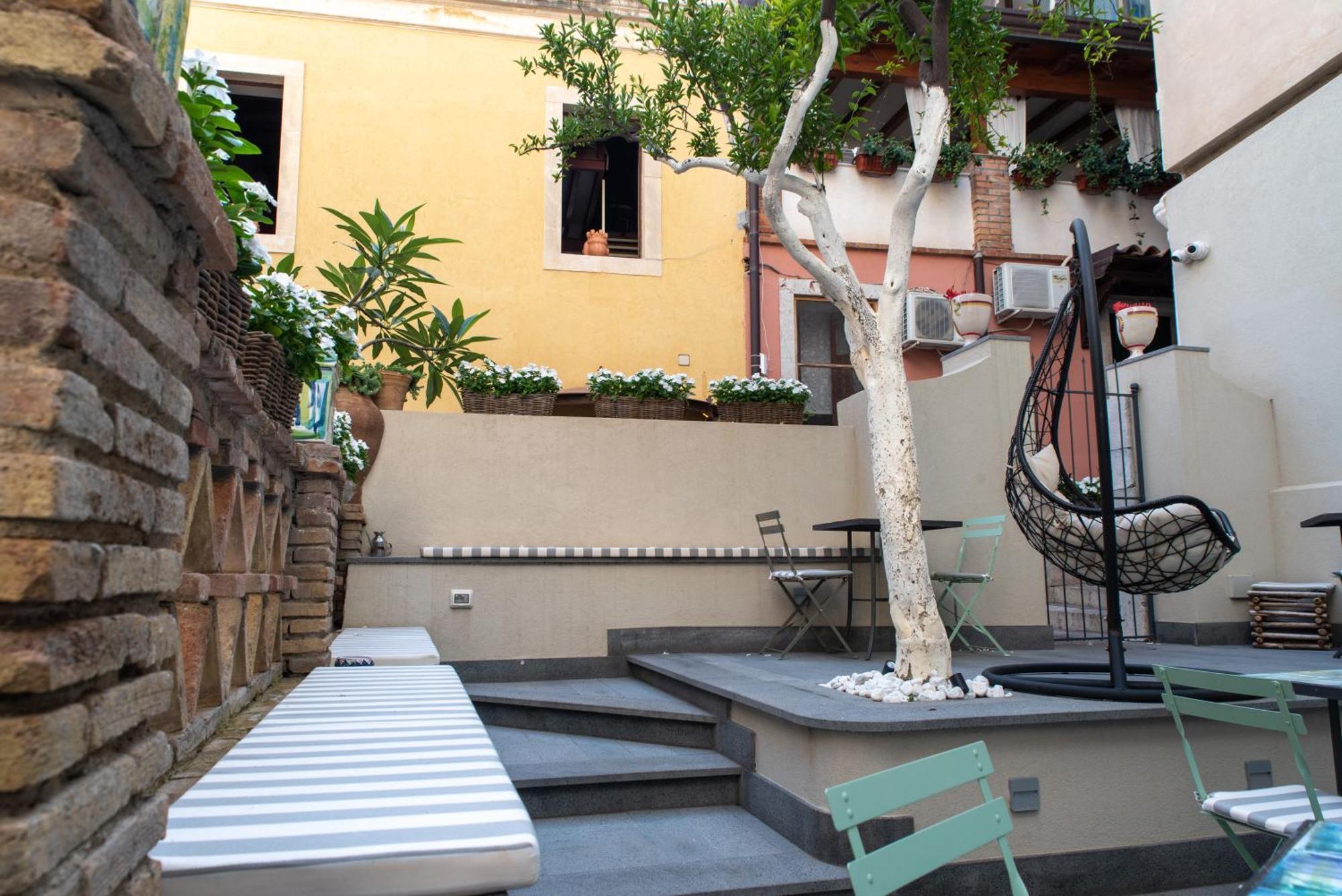 Villa D'Orville Luxury Suites Taormina Ngoại thất bức ảnh