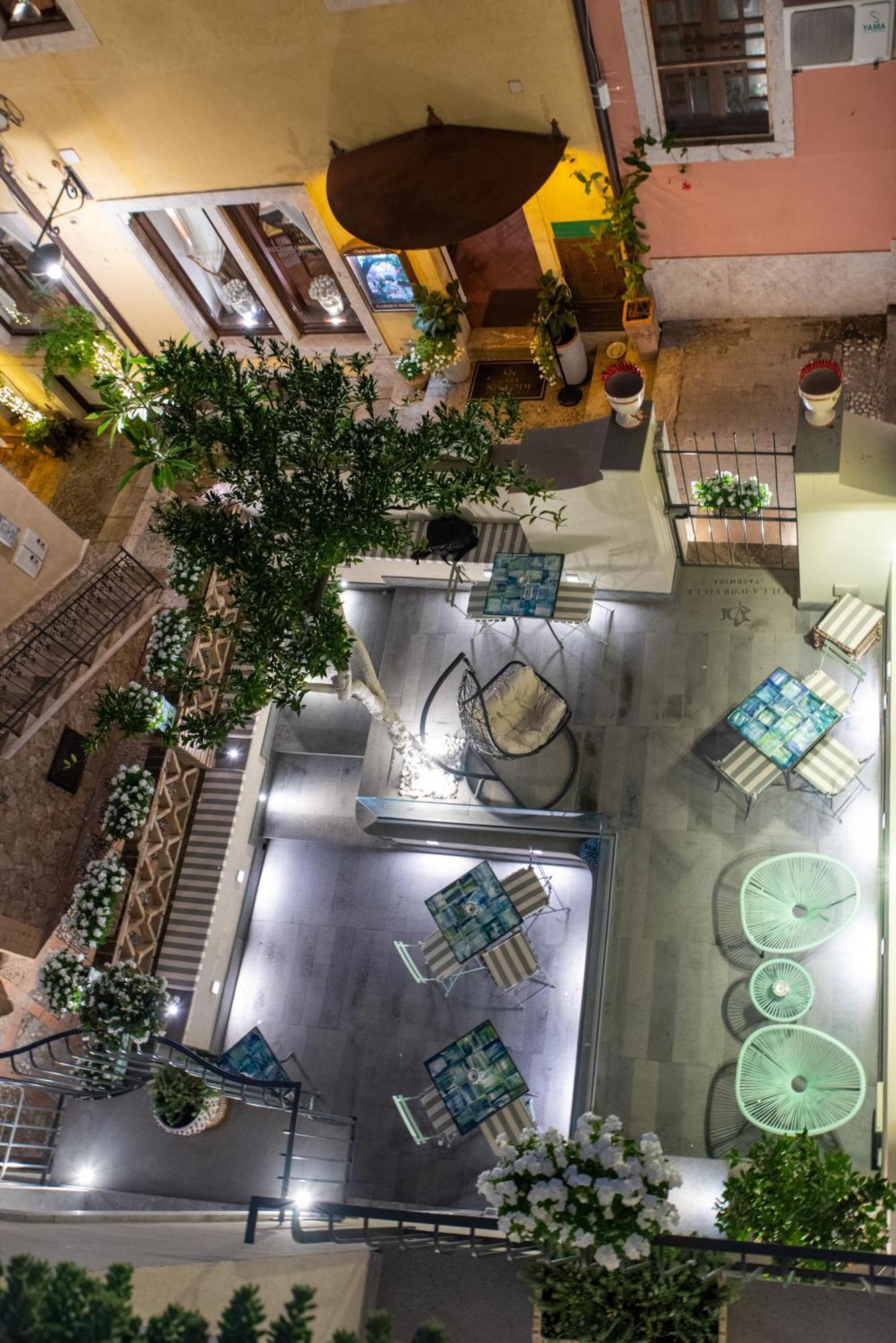 Villa D'Orville Luxury Suites Taormina Ngoại thất bức ảnh