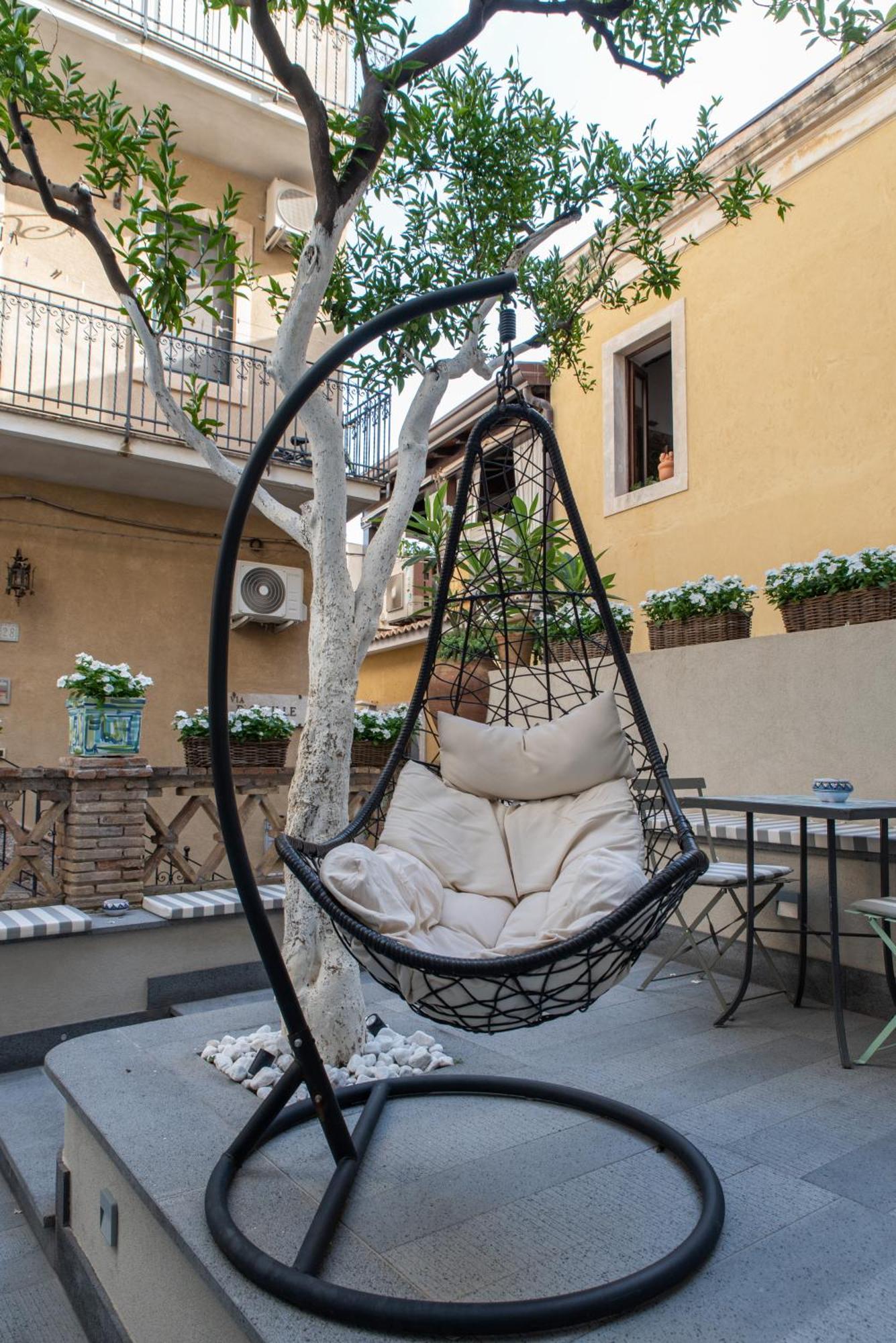 Villa D'Orville Luxury Suites Taormina Ngoại thất bức ảnh