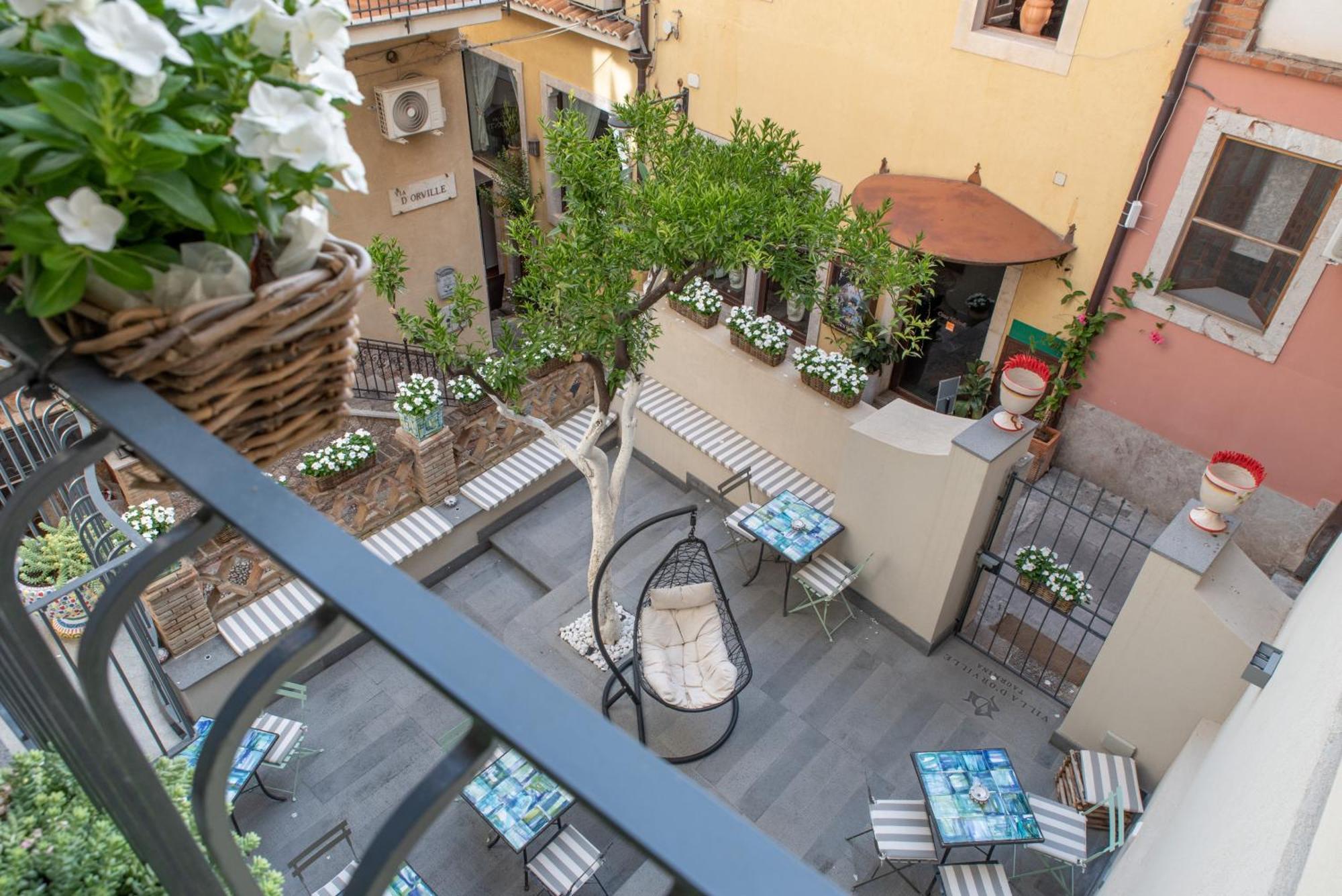 Villa D'Orville Luxury Suites Taormina Ngoại thất bức ảnh