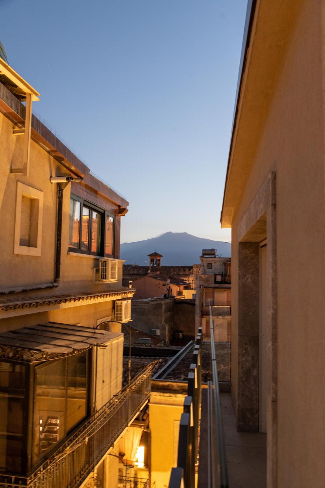 Villa D'Orville Luxury Suites Taormina Ngoại thất bức ảnh