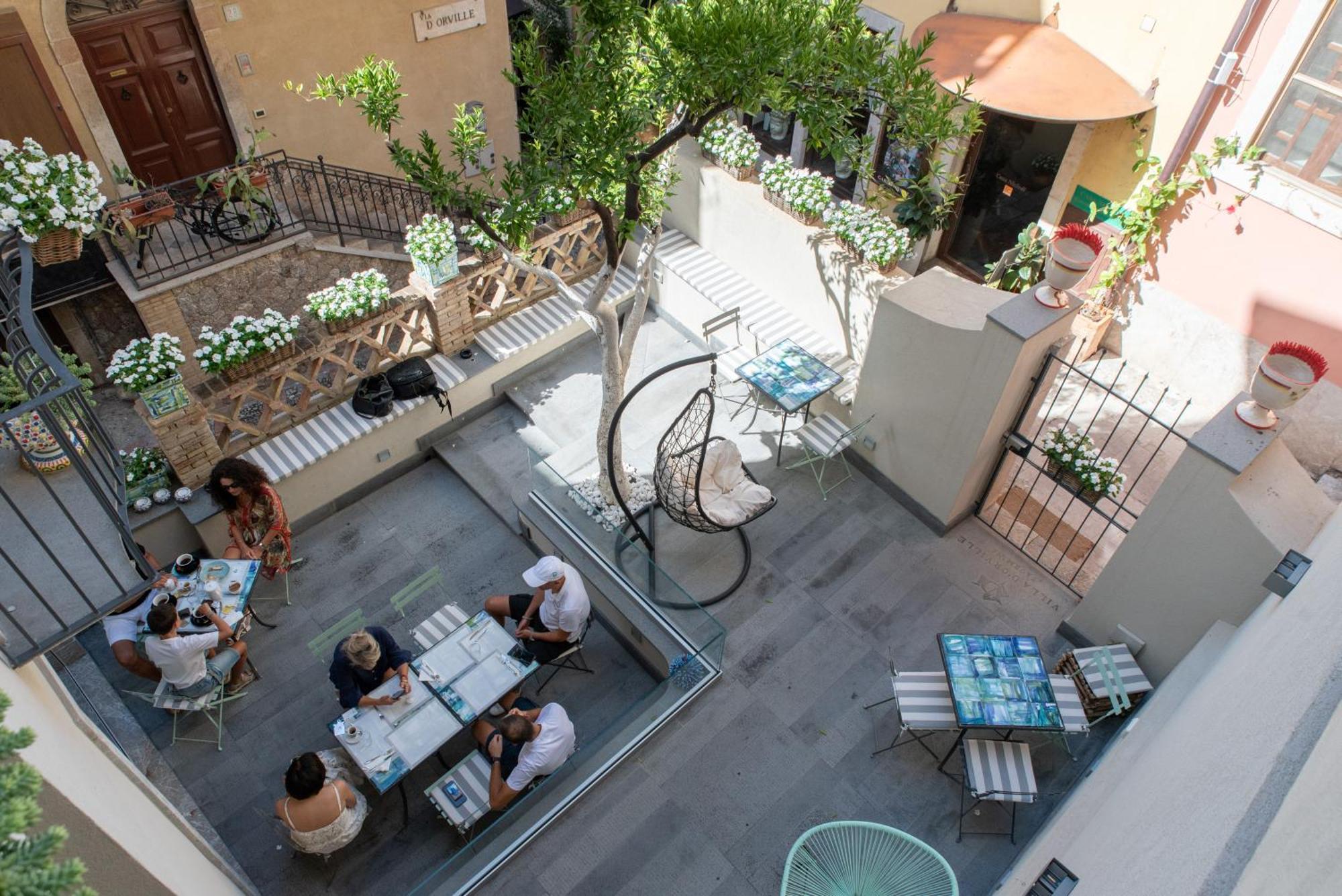 Villa D'Orville Luxury Suites Taormina Ngoại thất bức ảnh