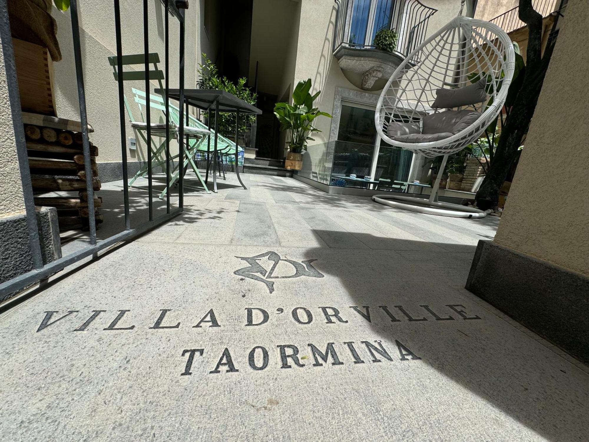 Villa D'Orville Luxury Suites Taormina Ngoại thất bức ảnh