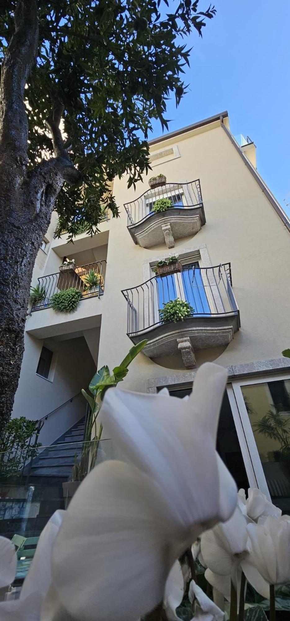 Villa D'Orville Luxury Suites Taormina Ngoại thất bức ảnh